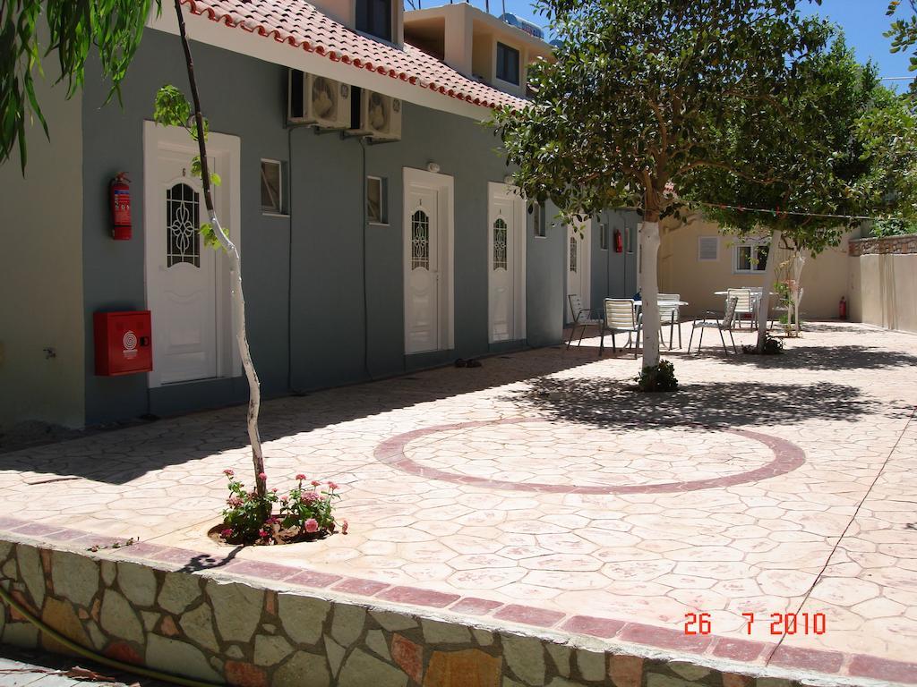 Hotel Pansion Koroni Exterior foto